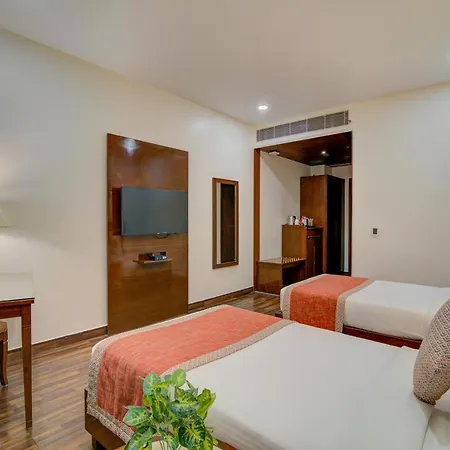 Hotel Home In By Amrik Sukhdev Sonipat Exterior photo