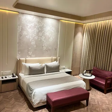 Hotel Home In By Amrik Sukhdev Sonipat Exterior photo