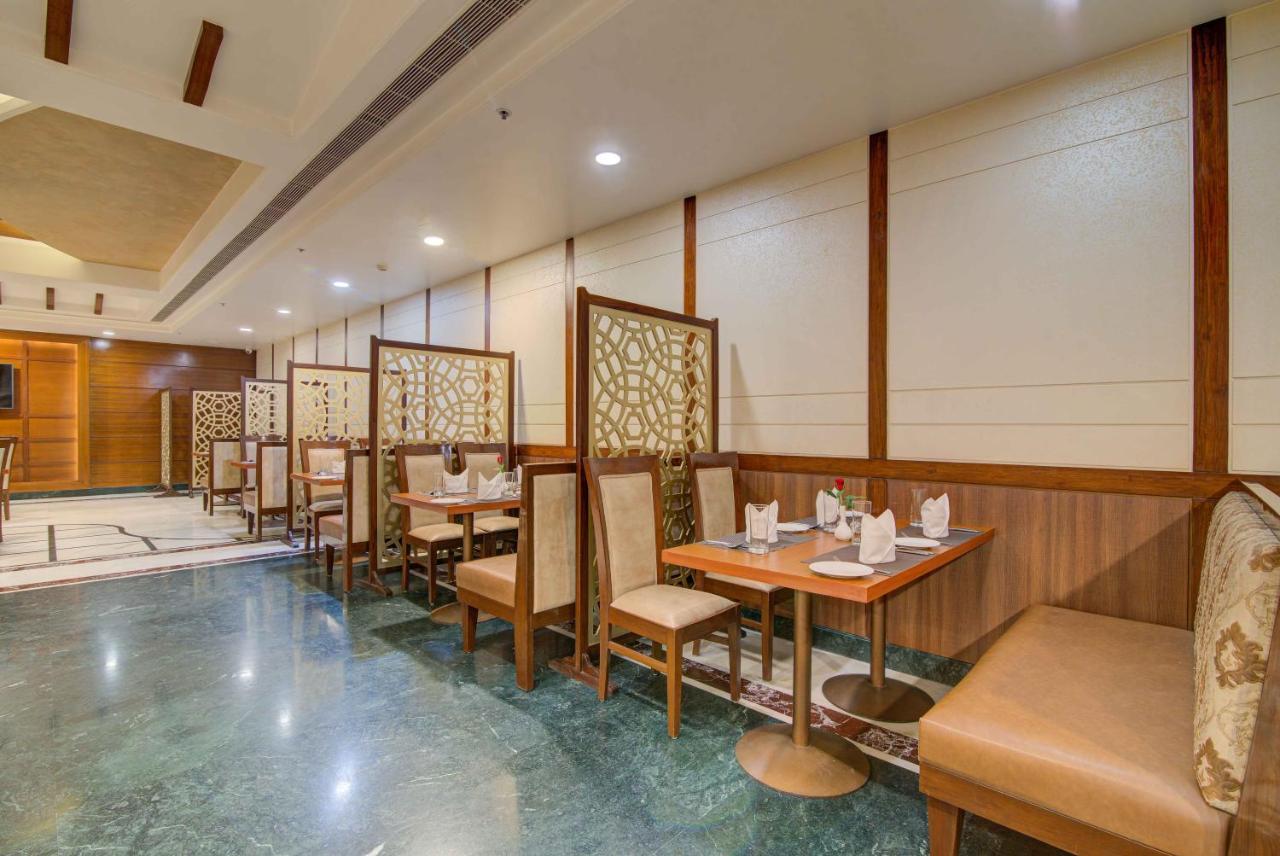 Hotel In By Amrik Sukhdev 4*