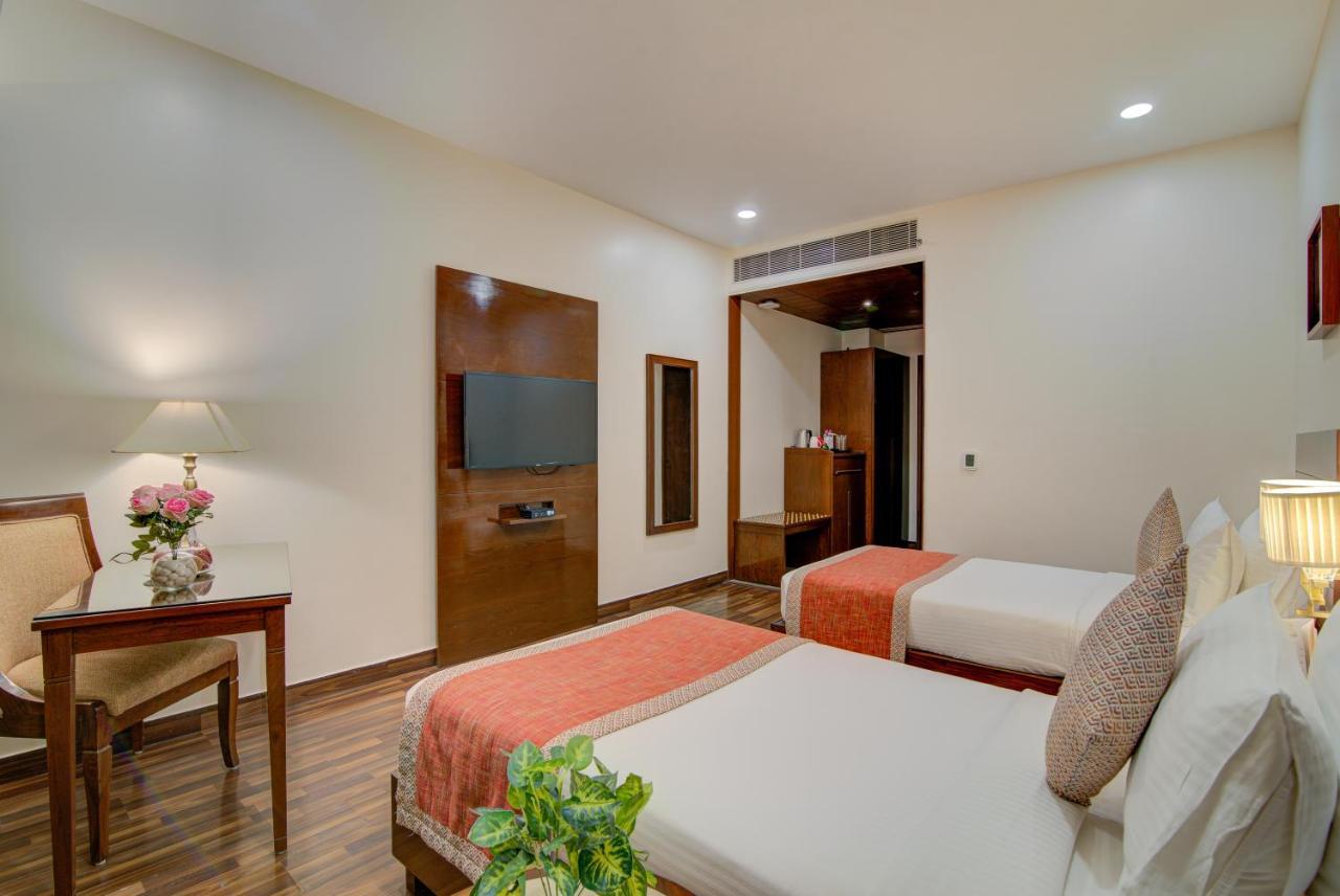 In By Amrik Sukhdev Hotel Sonipat