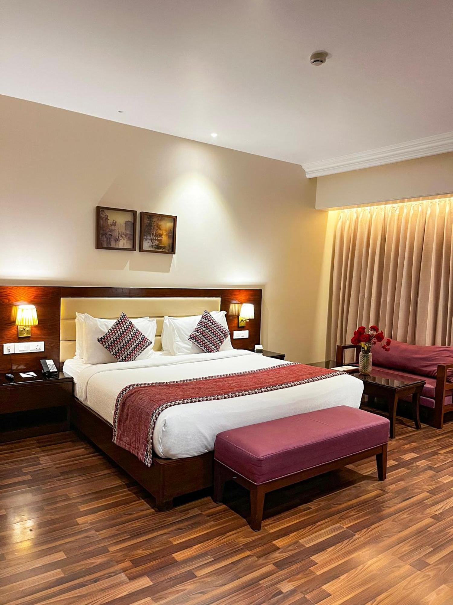 In By Amrik Sukhdev Hotel