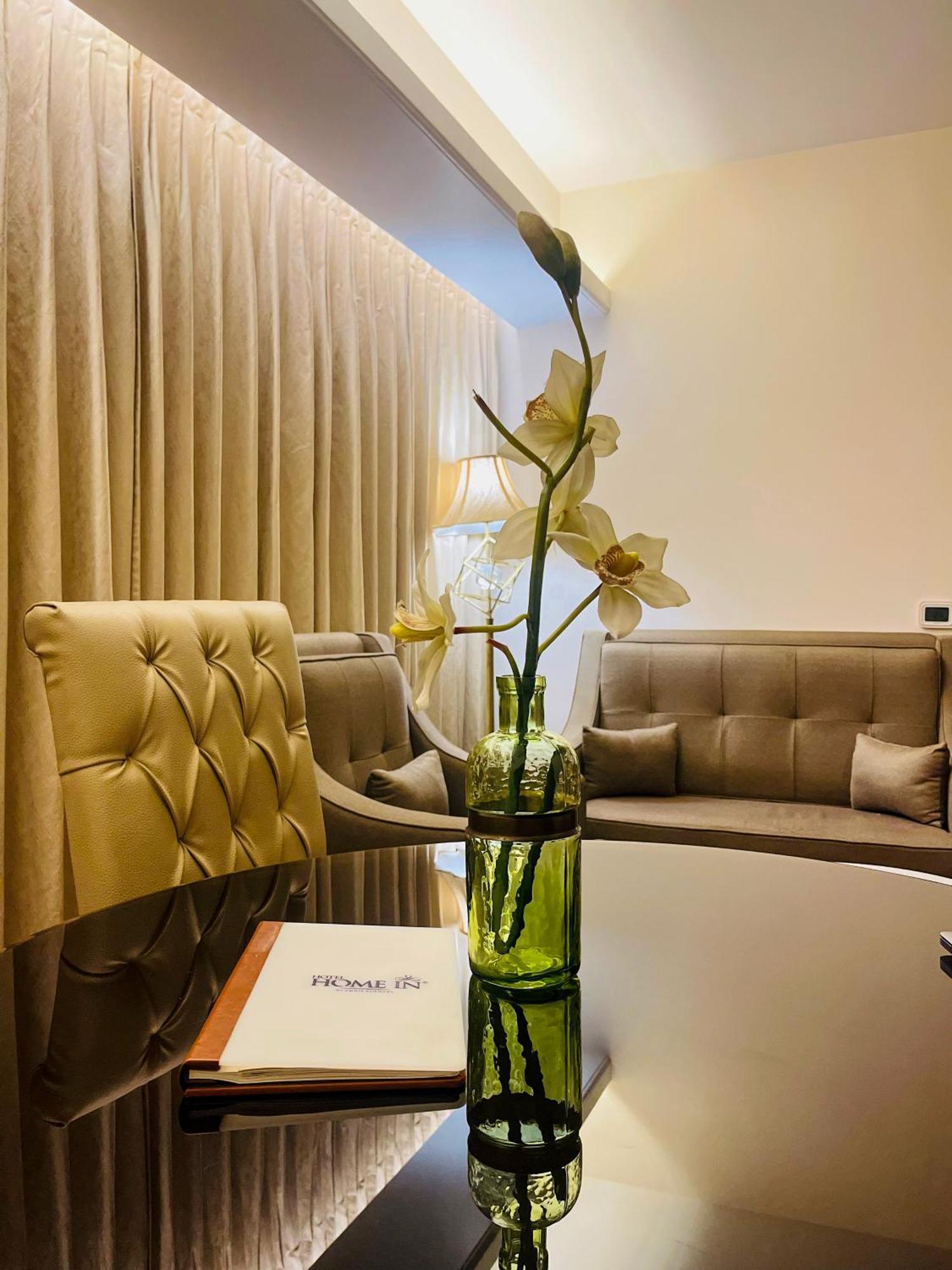 Hotel In By Amrik Sukhdev 4*